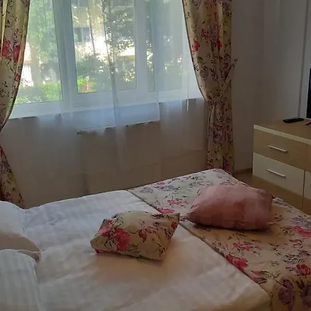 Апартаменти Welcome Home Apartament Brasov Брашов