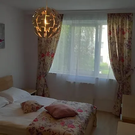 Апартаменти Welcome Home Apartament Brasov Брашов